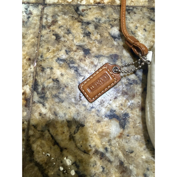 Vintage Coach Soho Mini Bag Leather - Picture 3 of 16